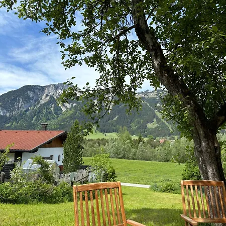 Apartmenthaus Ehrenberg Apartmán *