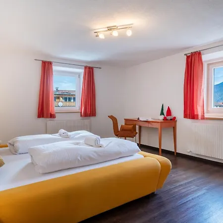 アパート Apartmenthaus Ehrenberg *