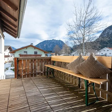 Apartmenthaus Ehrenberg アパート Ehenbichl