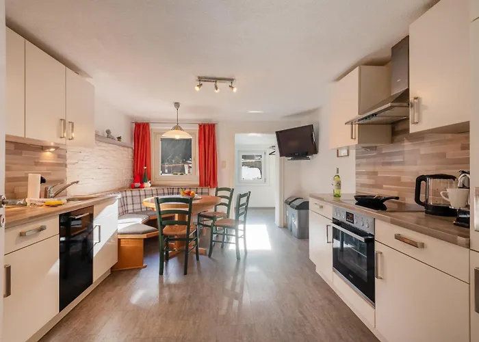Apartmenthaus Ehrenberg شقة